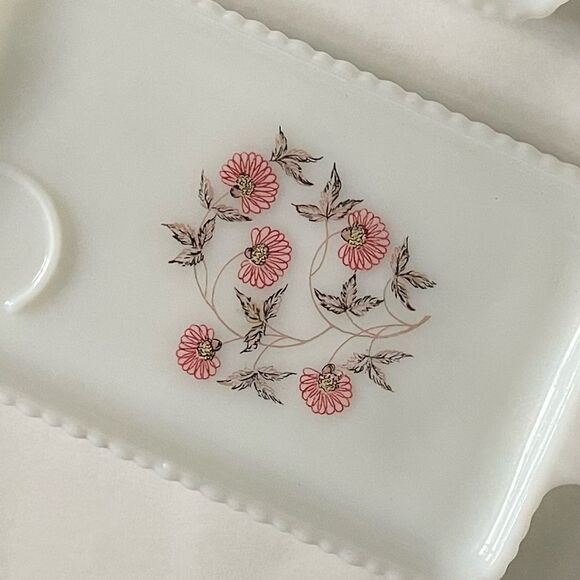 Anchor Hocking Fire King Primrose & Fleurette Snack PLATES ONLY - Picture 3 of 16